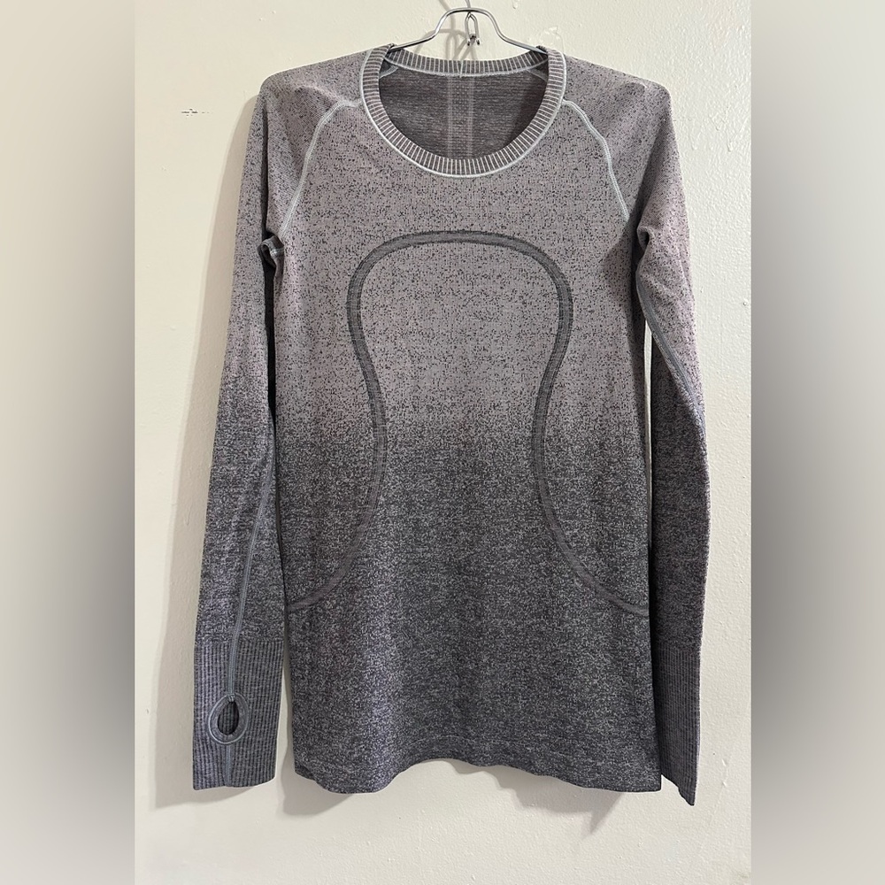 Lululemon Athletica Gray Long Sleeve Top